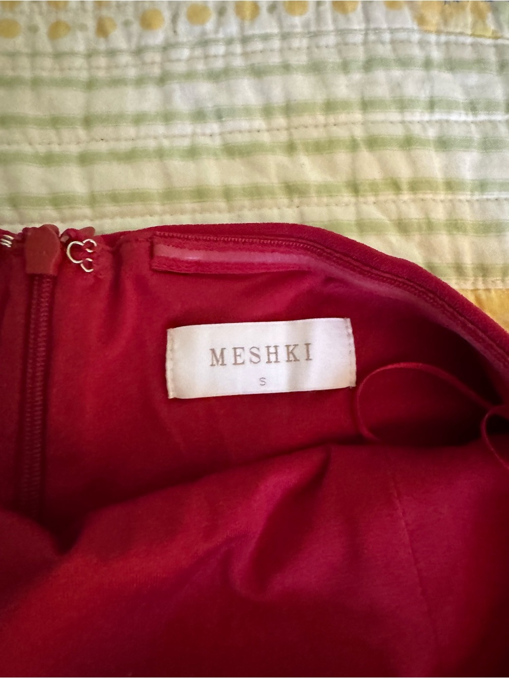 Meshki Strapless Red Maxi Dress with High Slit - Picture 4 of 4